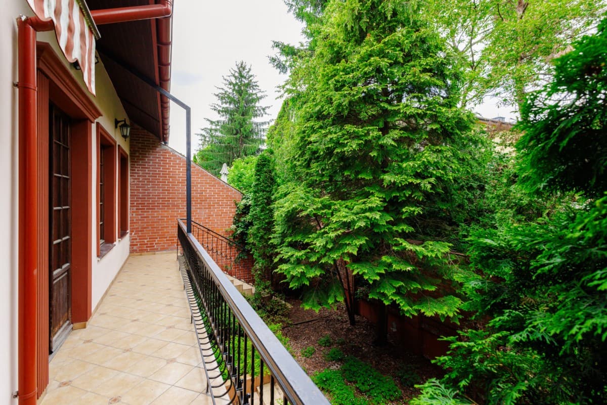 Spacious townhouse near forest with double garage – 17