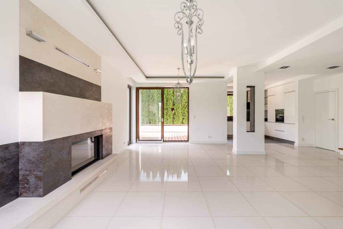 Elegant home with garden near American School – 10