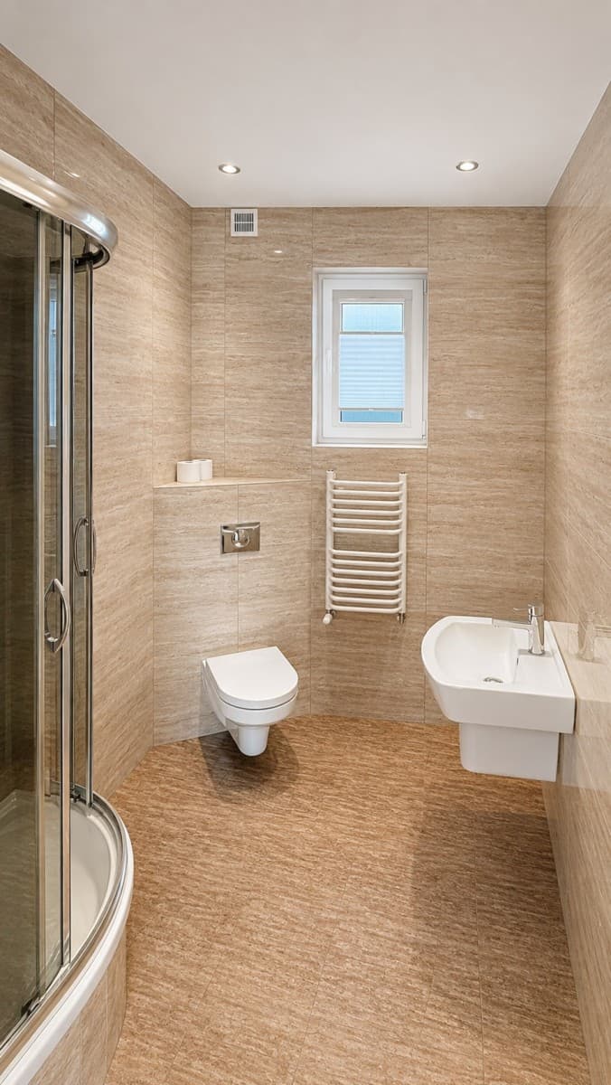 Spacious home with commercial space on Radzymińska – 19
