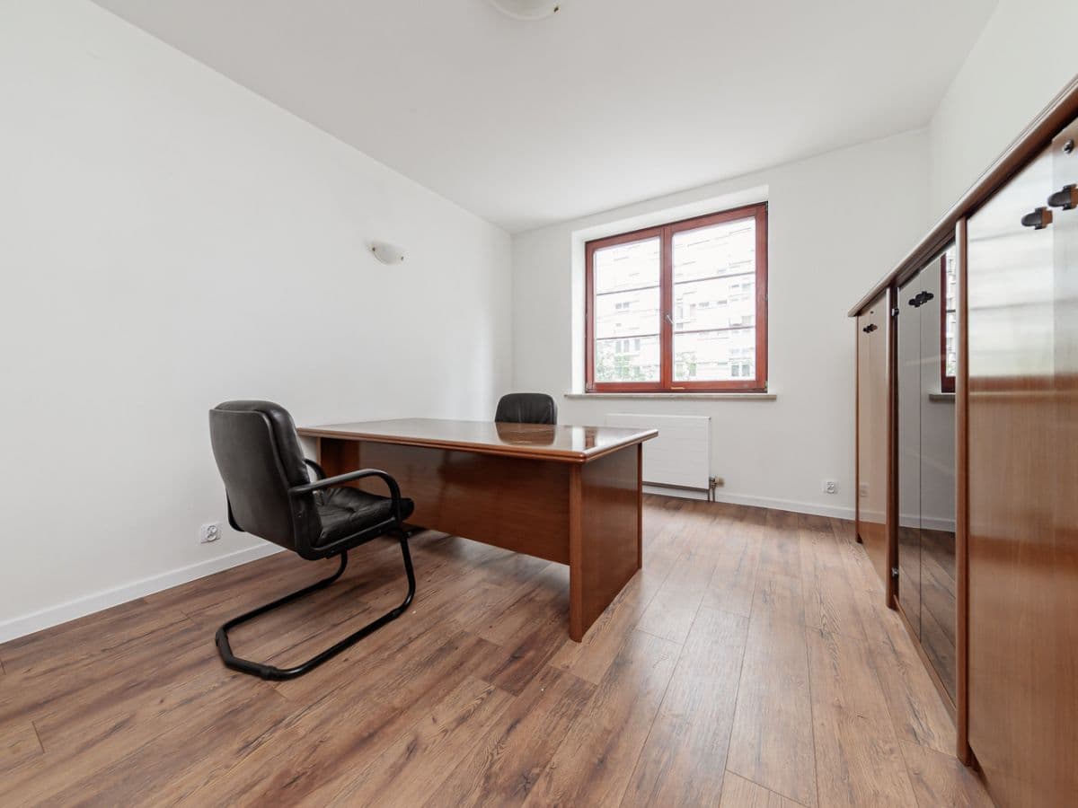 Spacious 180 m² apartment with flexible design options – 7