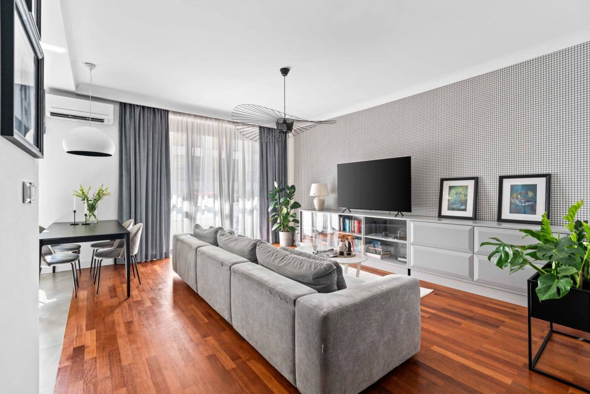Spacious 4-room apartment in Mokotów, ready to move in – 4