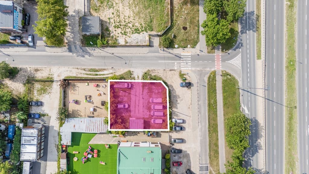 Investment plot with zoning for office, services, restaurant – 2
