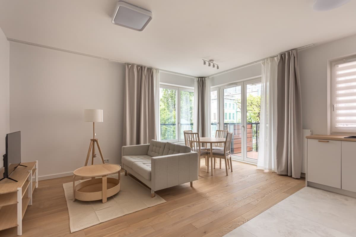 Modern 2-bedroom apartment near Rondo ONZ metro – 1