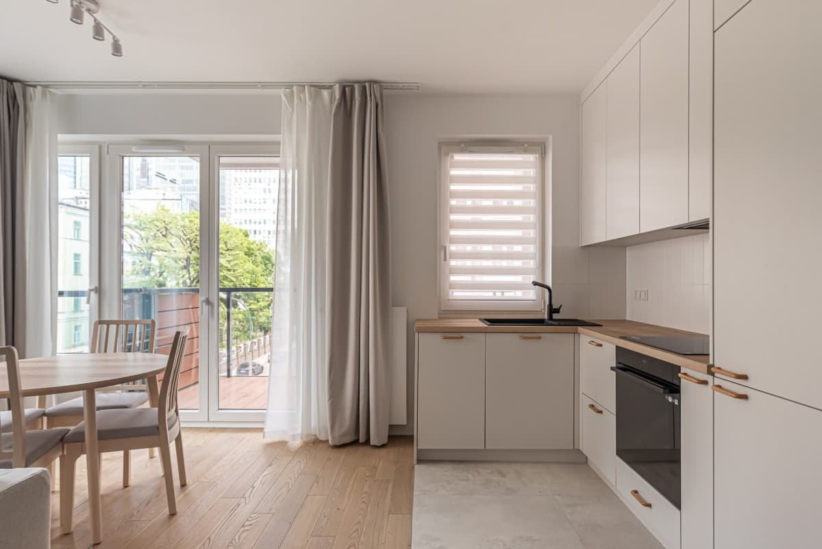 Modern 2-bedroom apartment near Rondo ONZ metro – 4