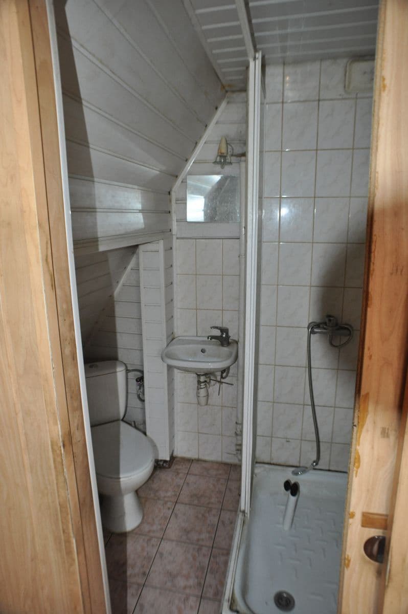 Home in quiet green area, quick access to Warsaw – 10