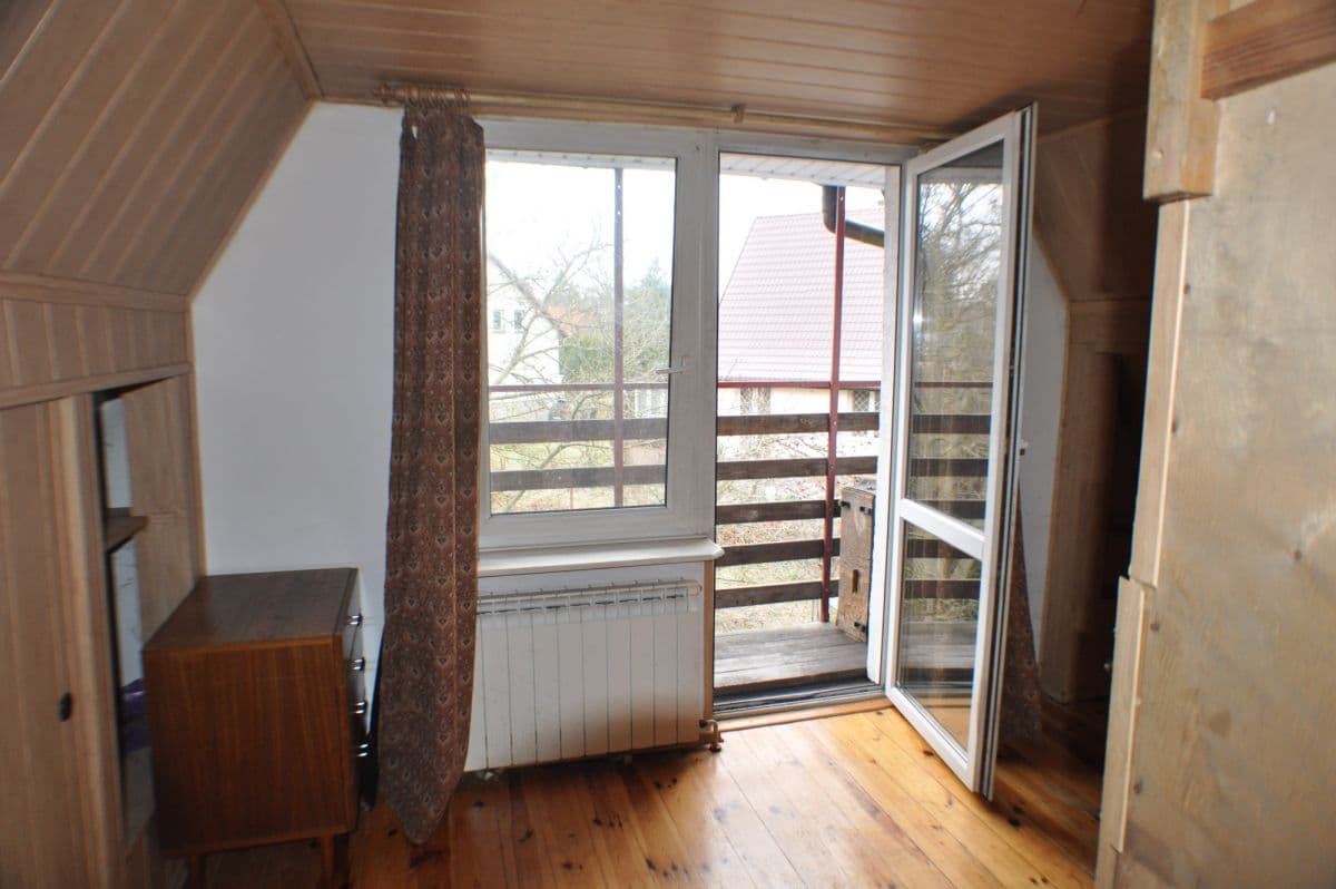 Home in quiet green area, quick access to Warsaw – 11