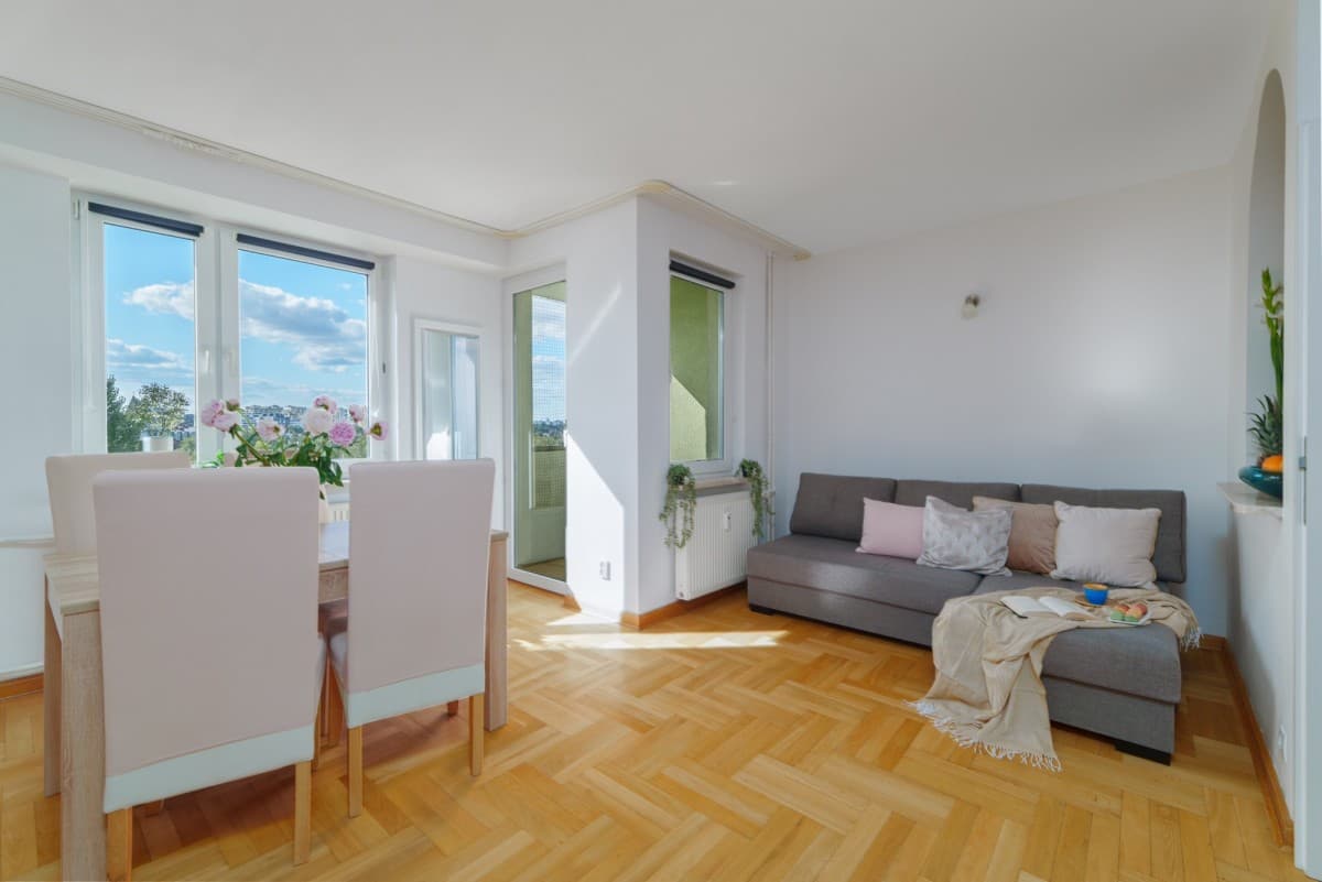 Bright apartment with panoramic views in Mokotów – 1
