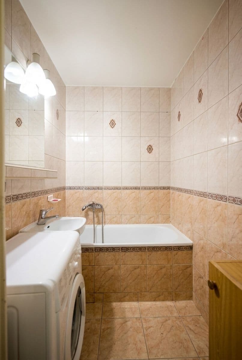 3-room apartment with renovation potential in Bielany – 12