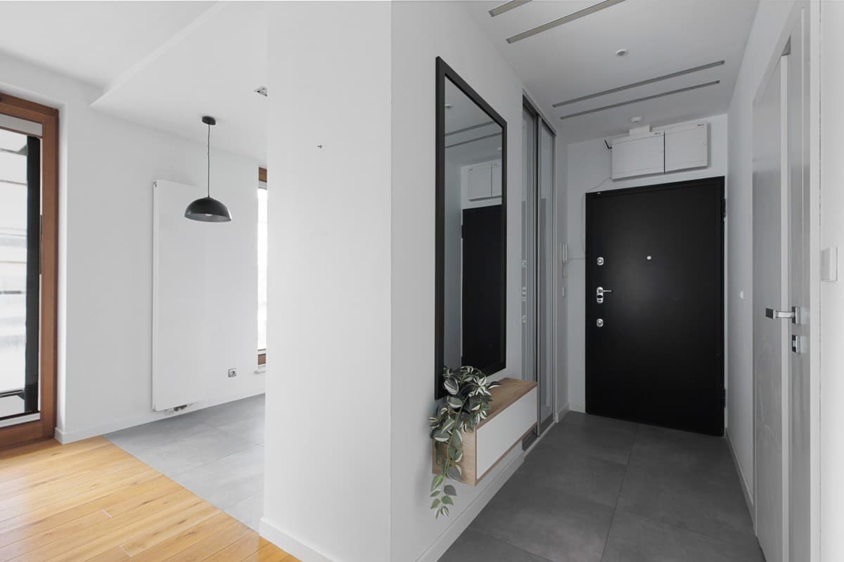 Elegant apartment with smart home features in Żoliborz – 11