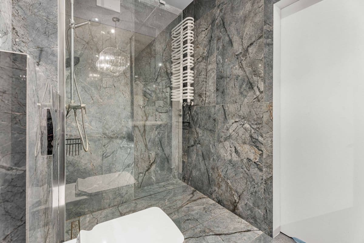 Stylish 3-room apartment in Port Praski – 12