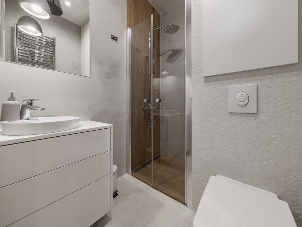 Stylish 4-room apartment with 17 m² terrace – 8