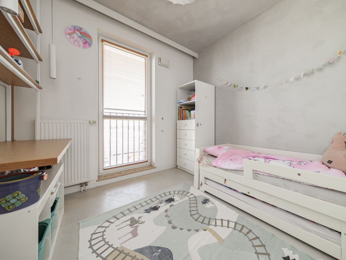 Stylish 4-room apartment with 17 m² terrace – 13