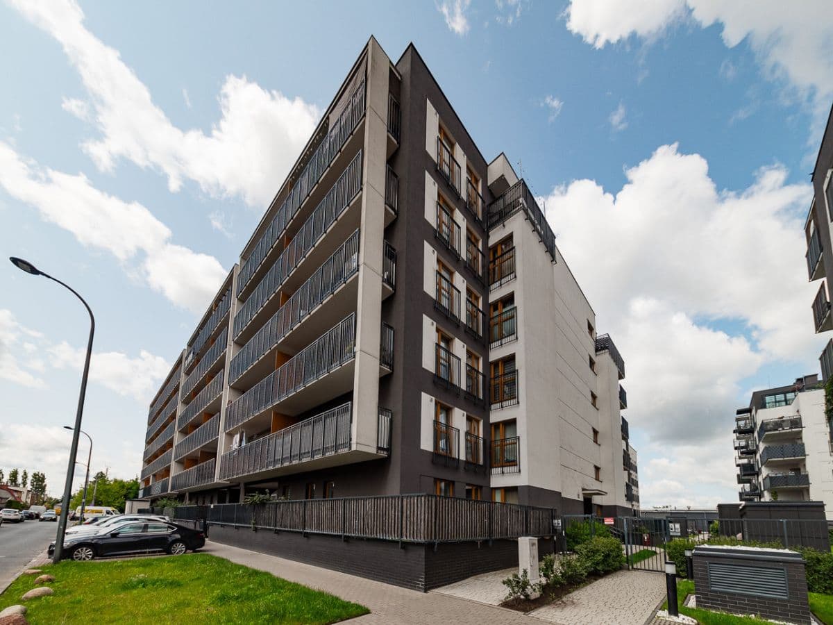 Stylish 4-room apartment with 17 m² terrace – 24