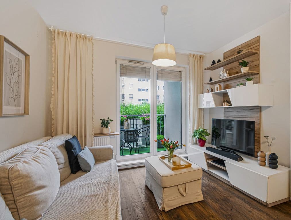 Cozy gated apartment near Bemowo M2 metro – 2