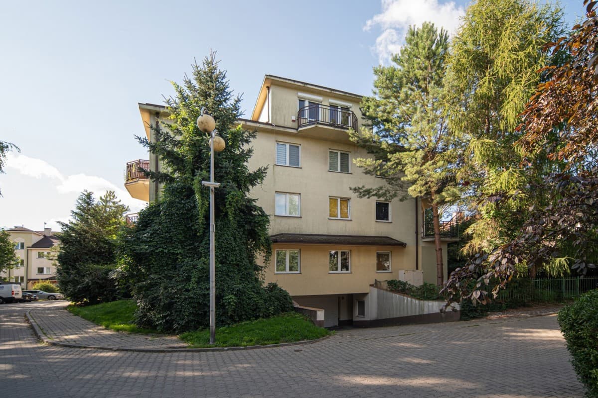 Spacious 3-room apartment in serene Wilanów – 20