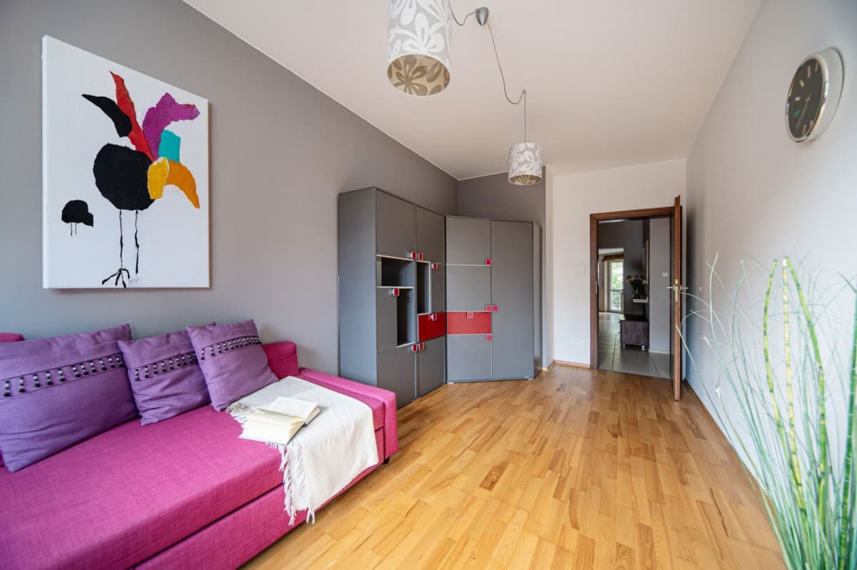 Spacious 3-room apartment in serene Wilanów – 7