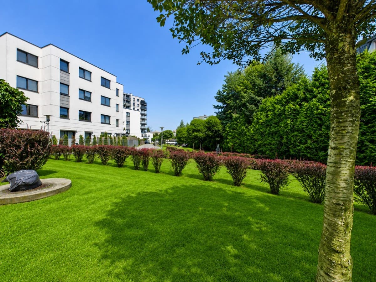 Panoramic view 3-room apartment in Villa Parc – 17