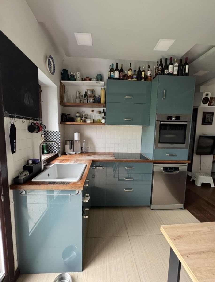 Charming 3-room flat in prime Mokotów location – 1