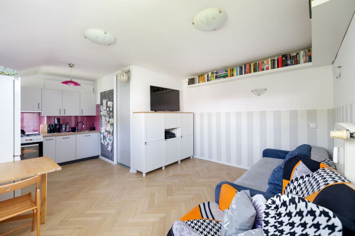 Cozy 2-room apartment with adapted space – 1