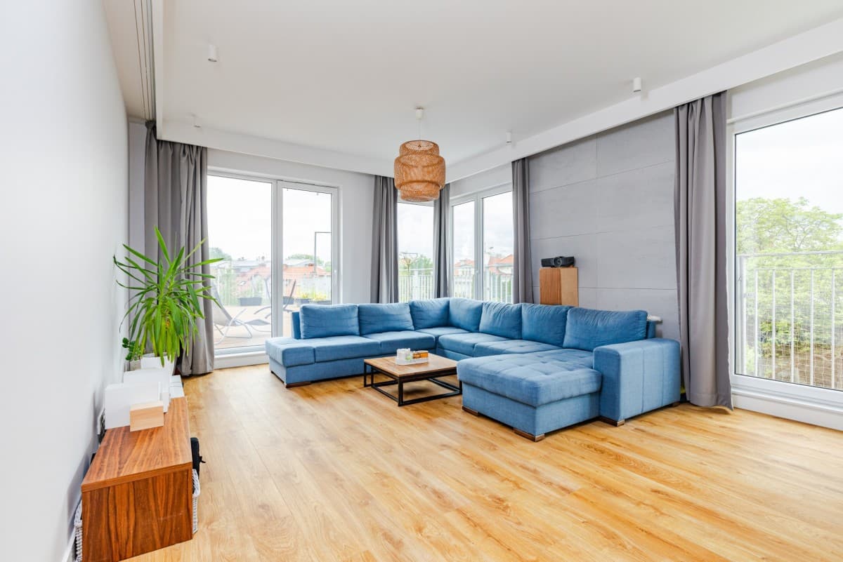 Spacious apartment with 80+ m² terrace near park – 1
