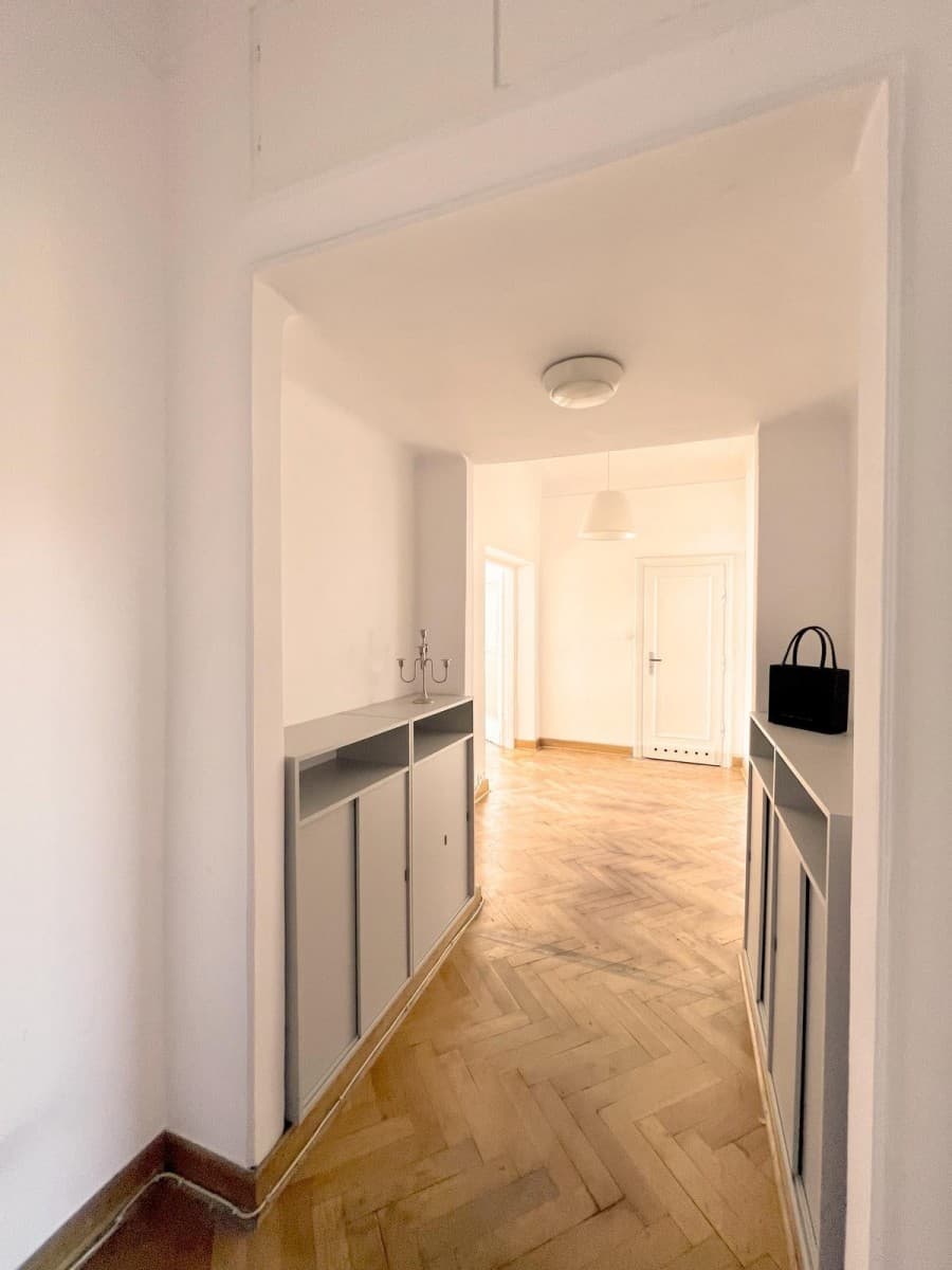 Spacious 69m² flat in Warsaw's city center – 7