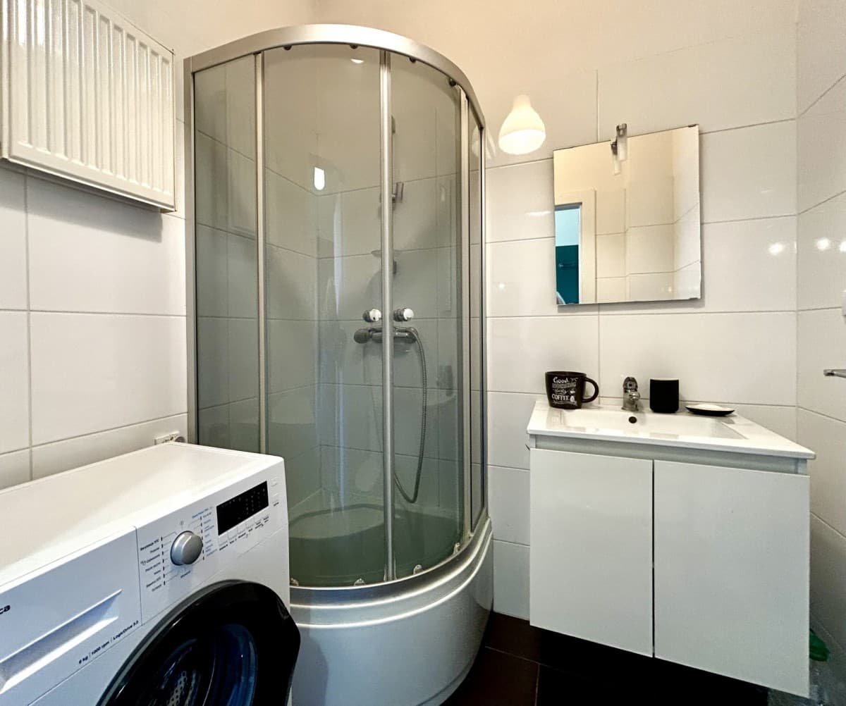 Fully equipped 1-room apartment near metro – 4