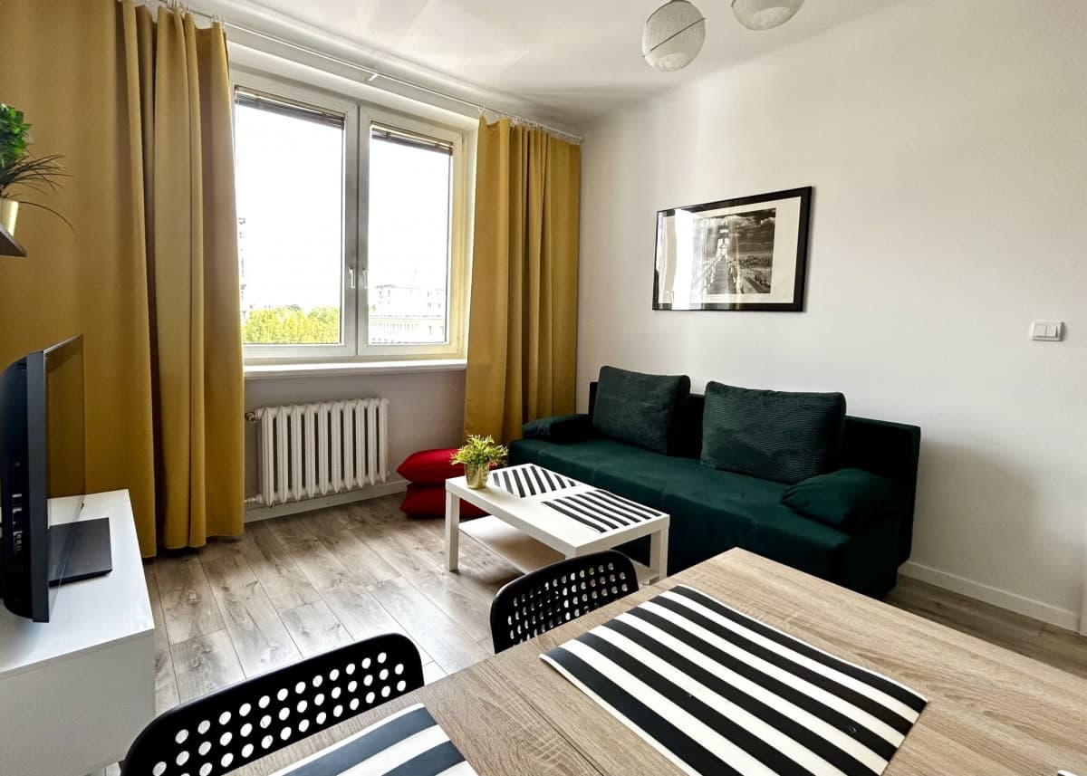 Fully equipped 1-room apartment near metro – 1
