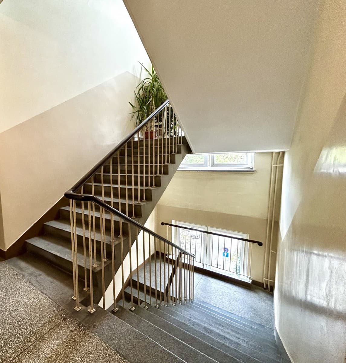 Fully equipped 1-room apartment near metro – 5