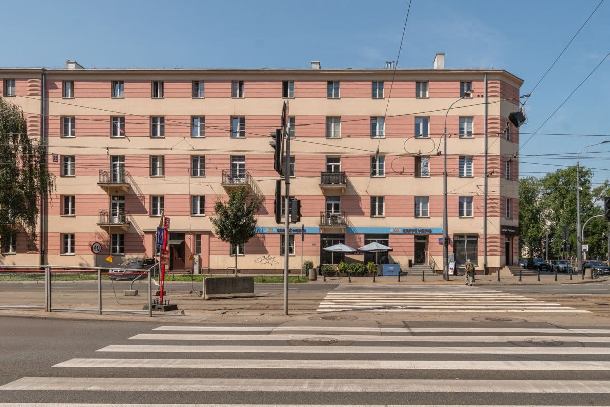 Spacious 103 m² flat in historic building – 13