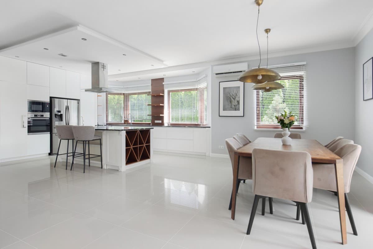 Elegant 7-room twin house with garden and garage – 8