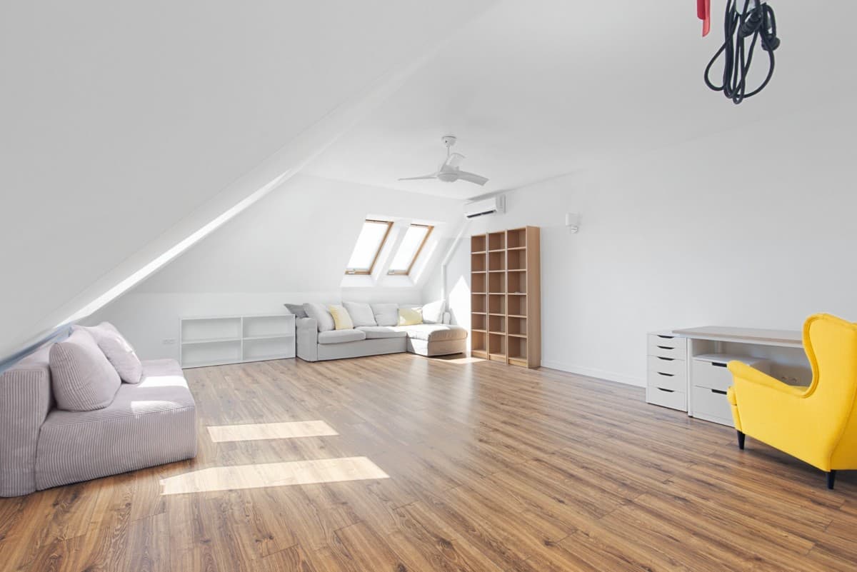Elegant 7-room twin house with garden and garage – 28