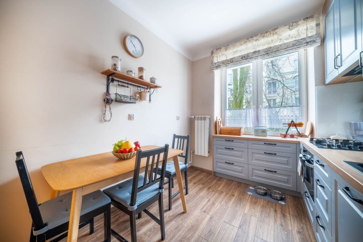 Ground floor apartment with garden in Wola – 7
