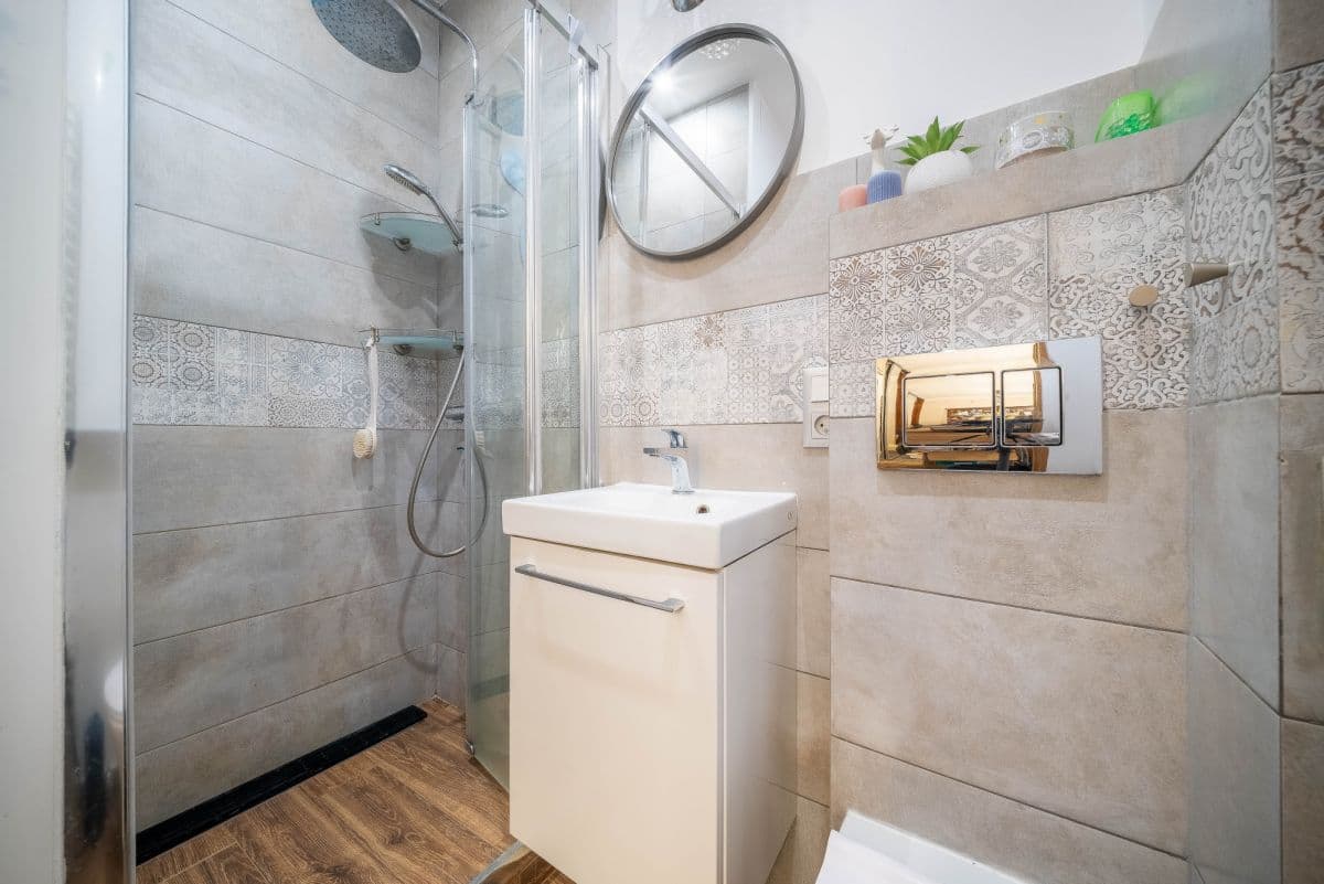 Ground floor apartment with garden in Wola – 14
