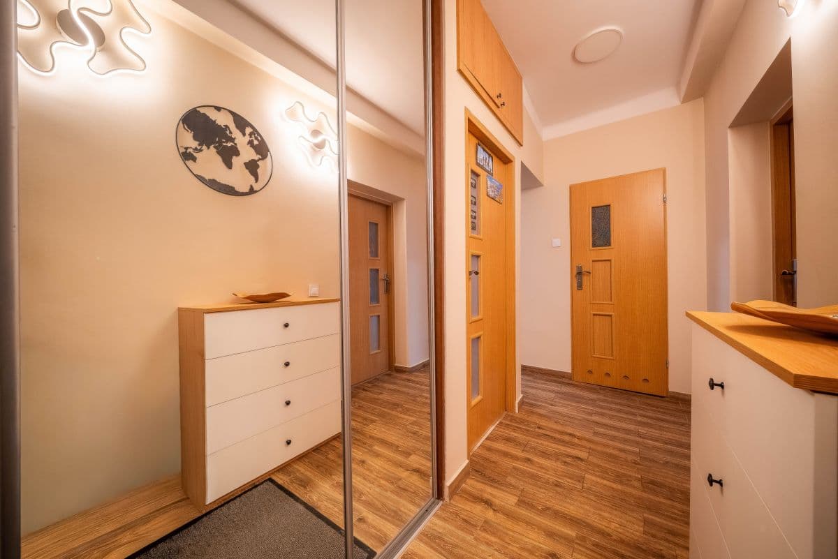 Ground floor apartment with garden in Wola – 17
