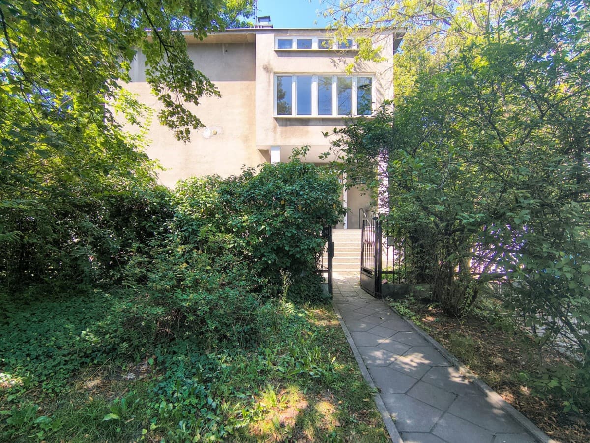 Unique apartment in historic Żoliborz villa – 1