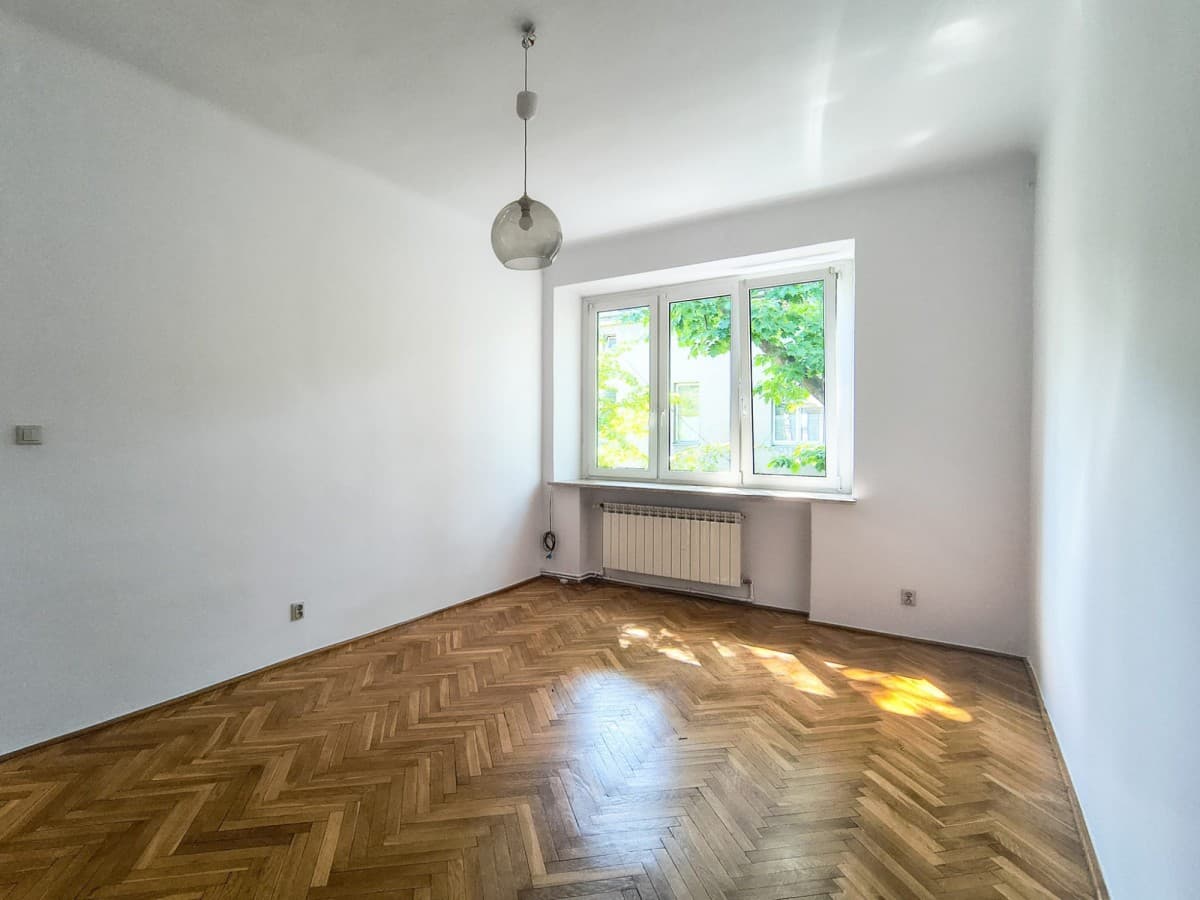 Unique apartment in historic Żoliborz villa – 4