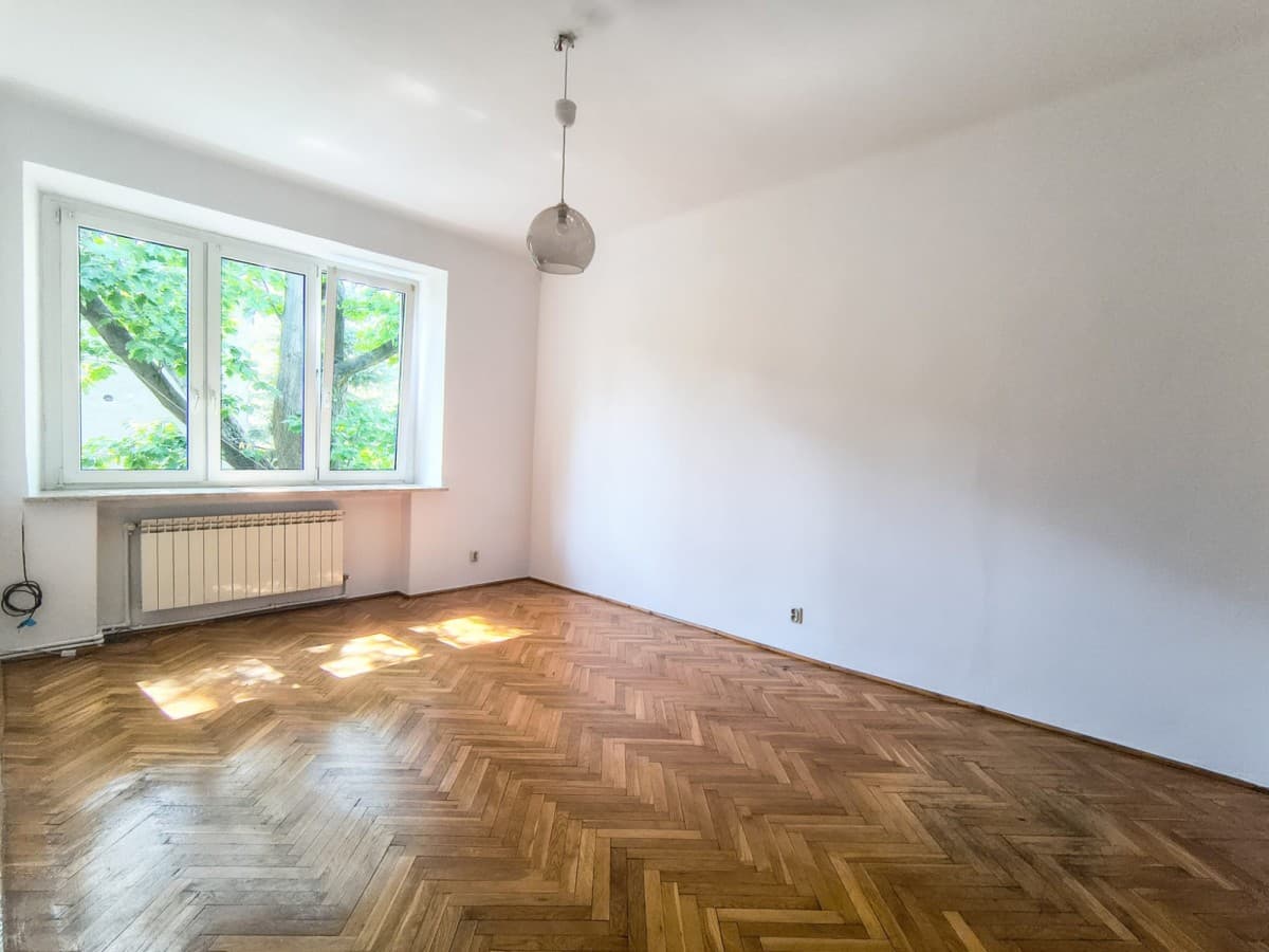 Unique apartment in historic Żoliborz villa – 9