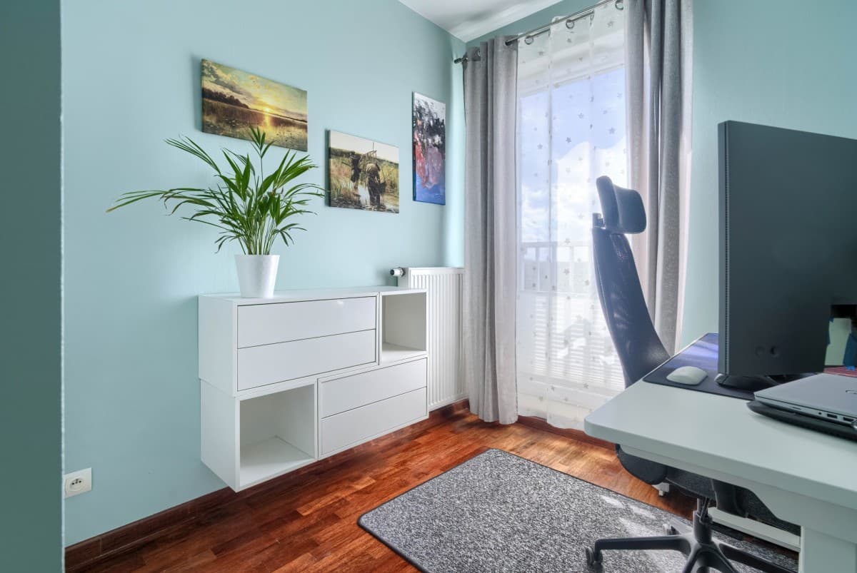 Sunny 3-room apartment with garage in Włochy – 9