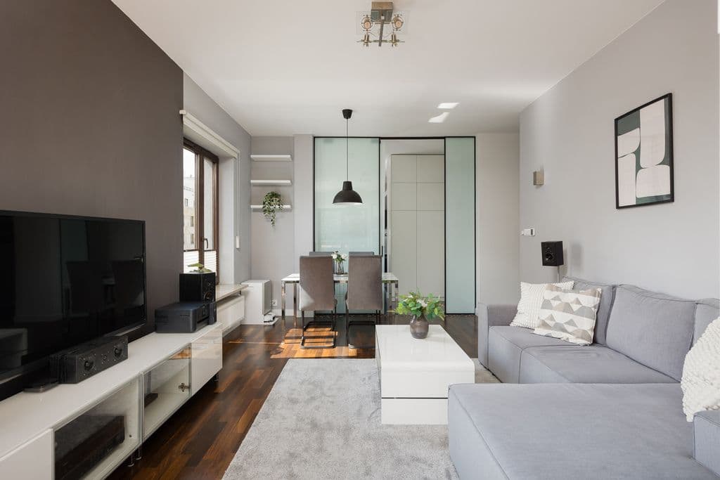 Spacious 3-room apartment with balcony in Wilanów – 4