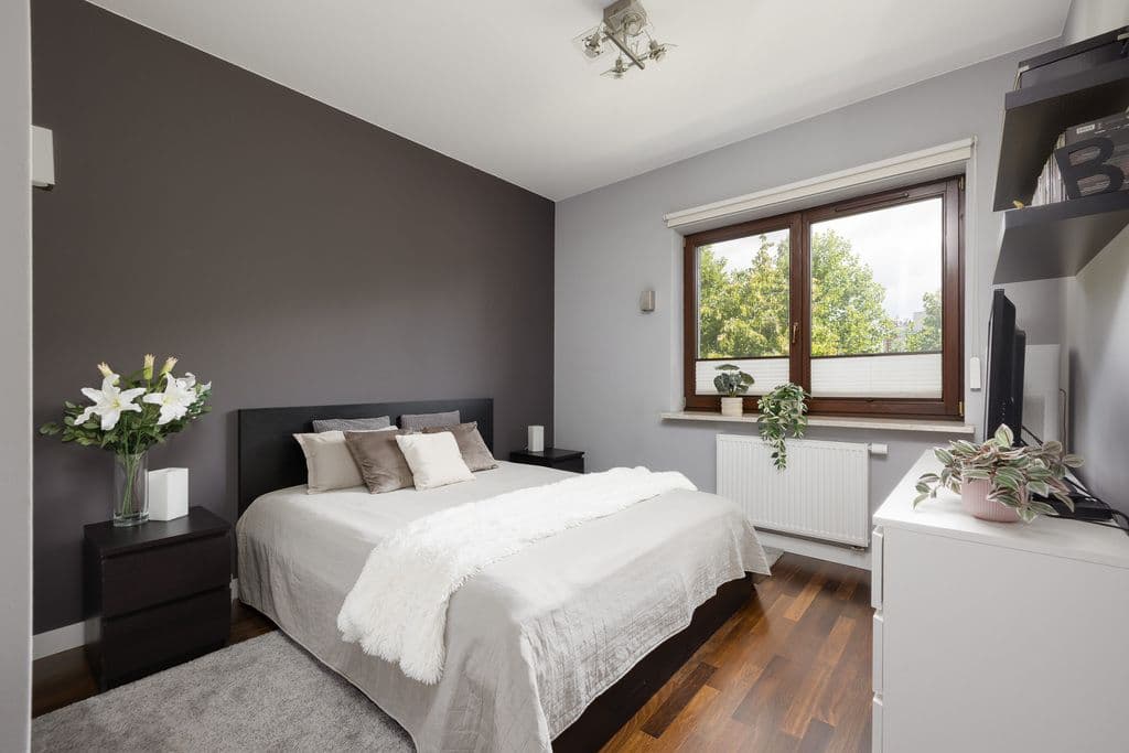 Spacious 3-room apartment with balcony in Wilanów – 8