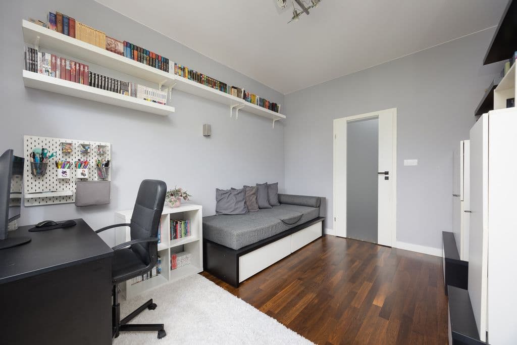 Spacious 3-room apartment with balcony in Wilanów – 11