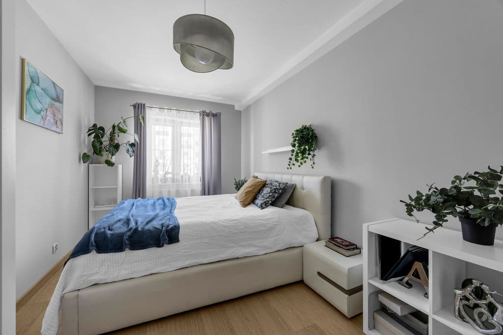 Spacious 3-bedroom apartment with large balcony – 7