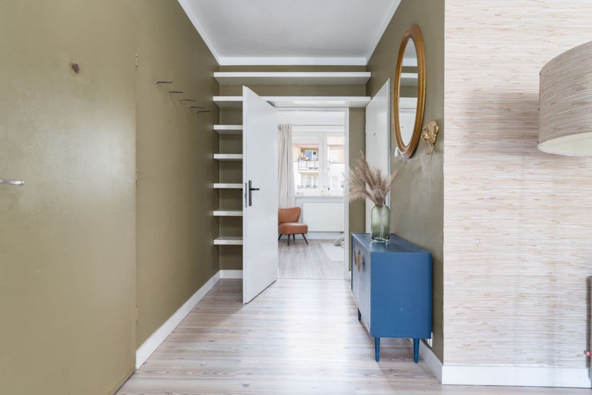 Functional 2-room apartment in quiet Bielany location – 9