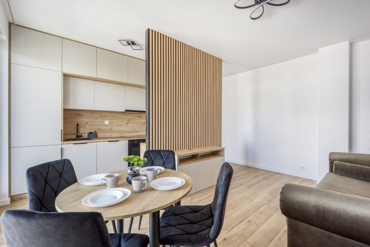 New 3-room apartment with garage in Praga – 1