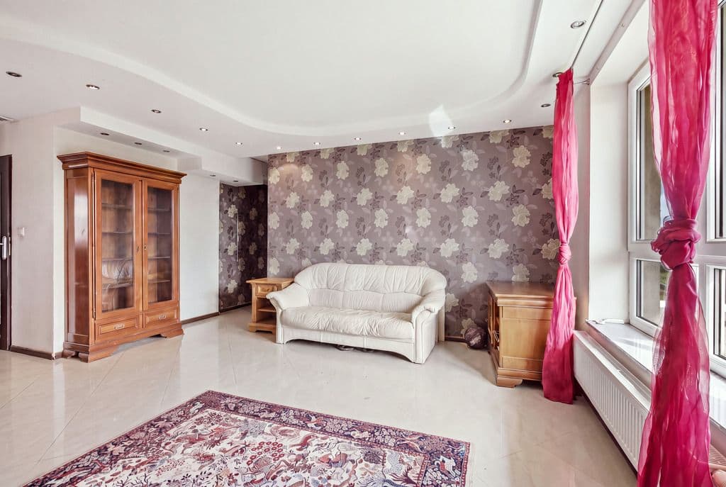 Spacious 4-room apartment with green view – 3