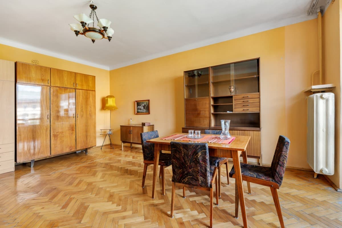 Renovation-ready apartment in Warsaw's city center – 5