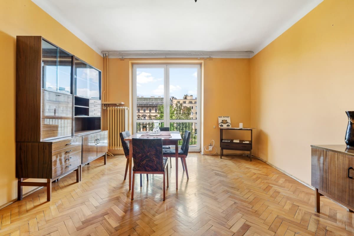 Renovation-ready apartment in Warsaw's city center – 6