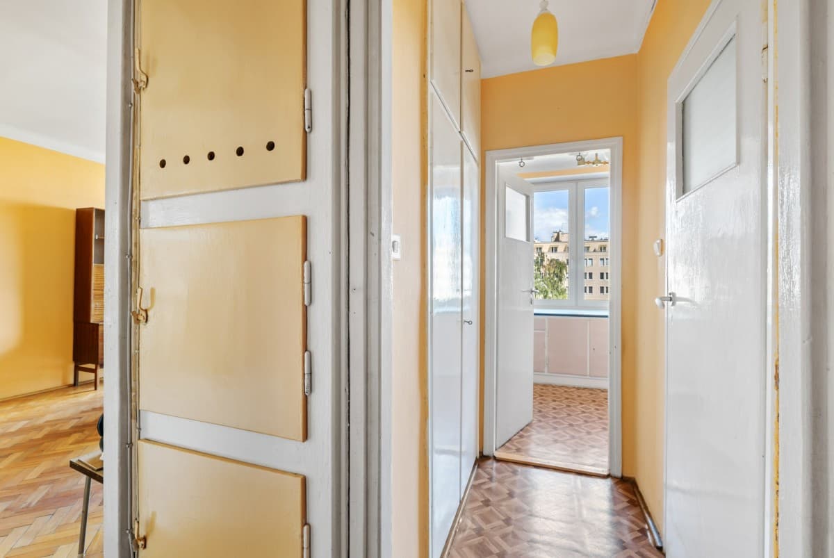 Renovation-ready apartment in Warsaw's city center – 15