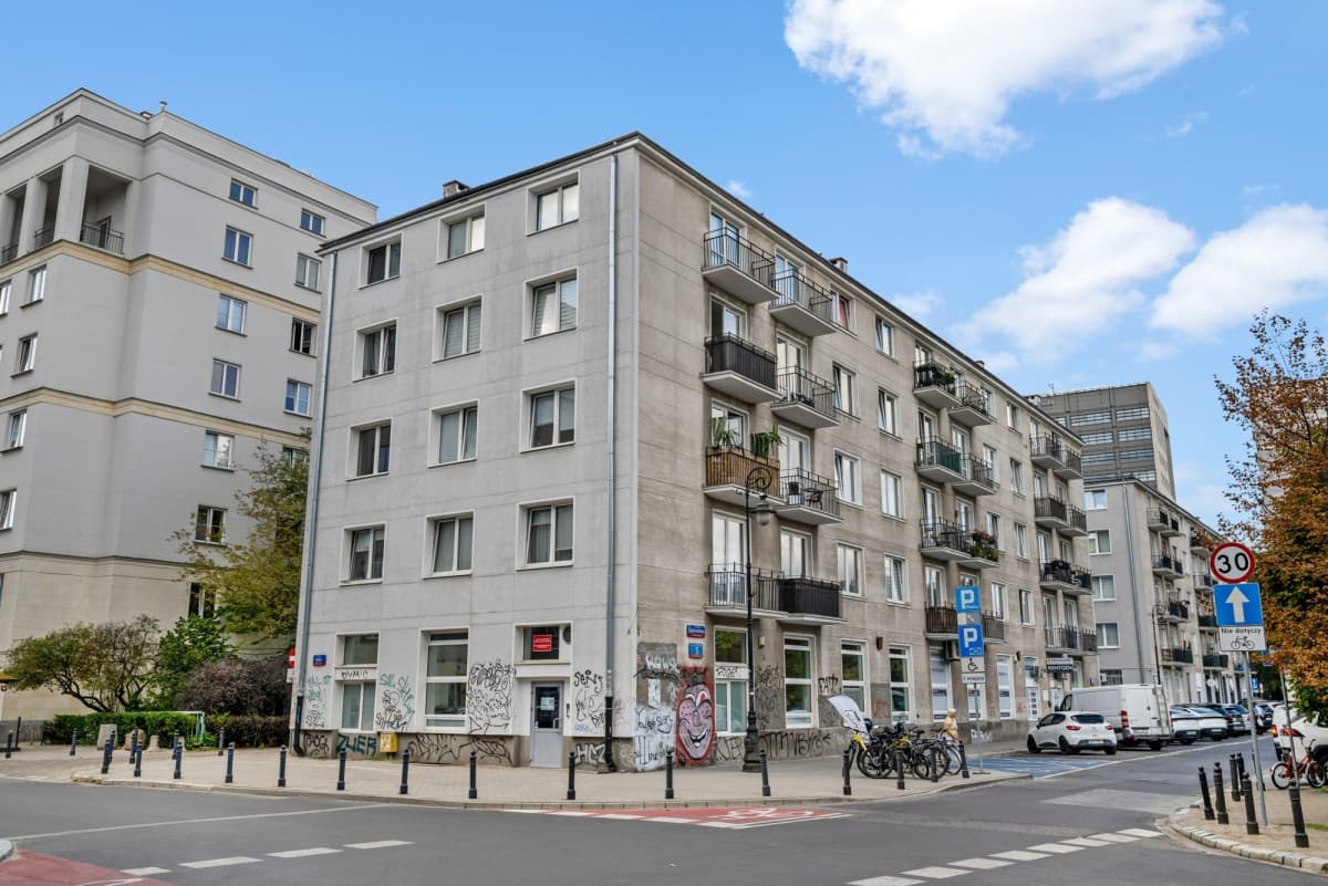 Renovation-ready apartment in Warsaw's city center – 22