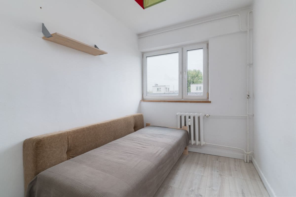 Sunny 47 m² apartment in green Żoliborz – 10